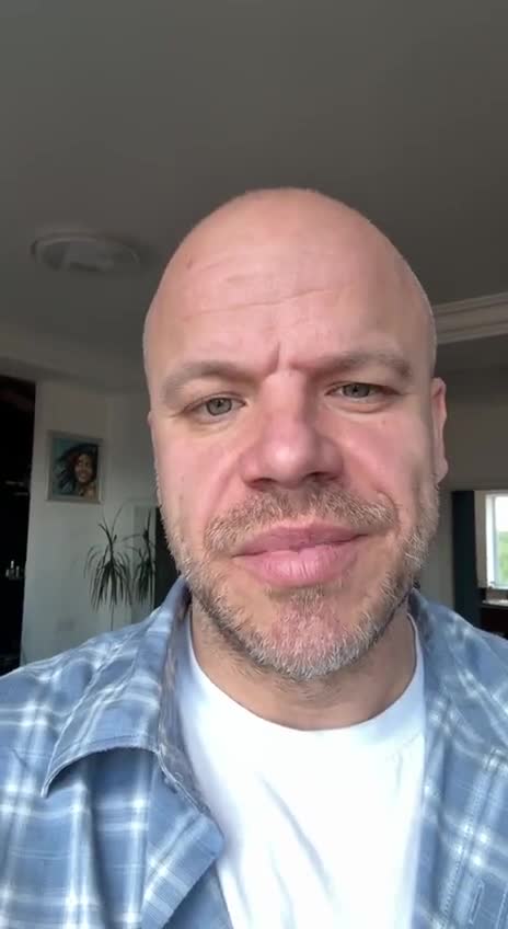 Відгук Олексія — кадр з відео